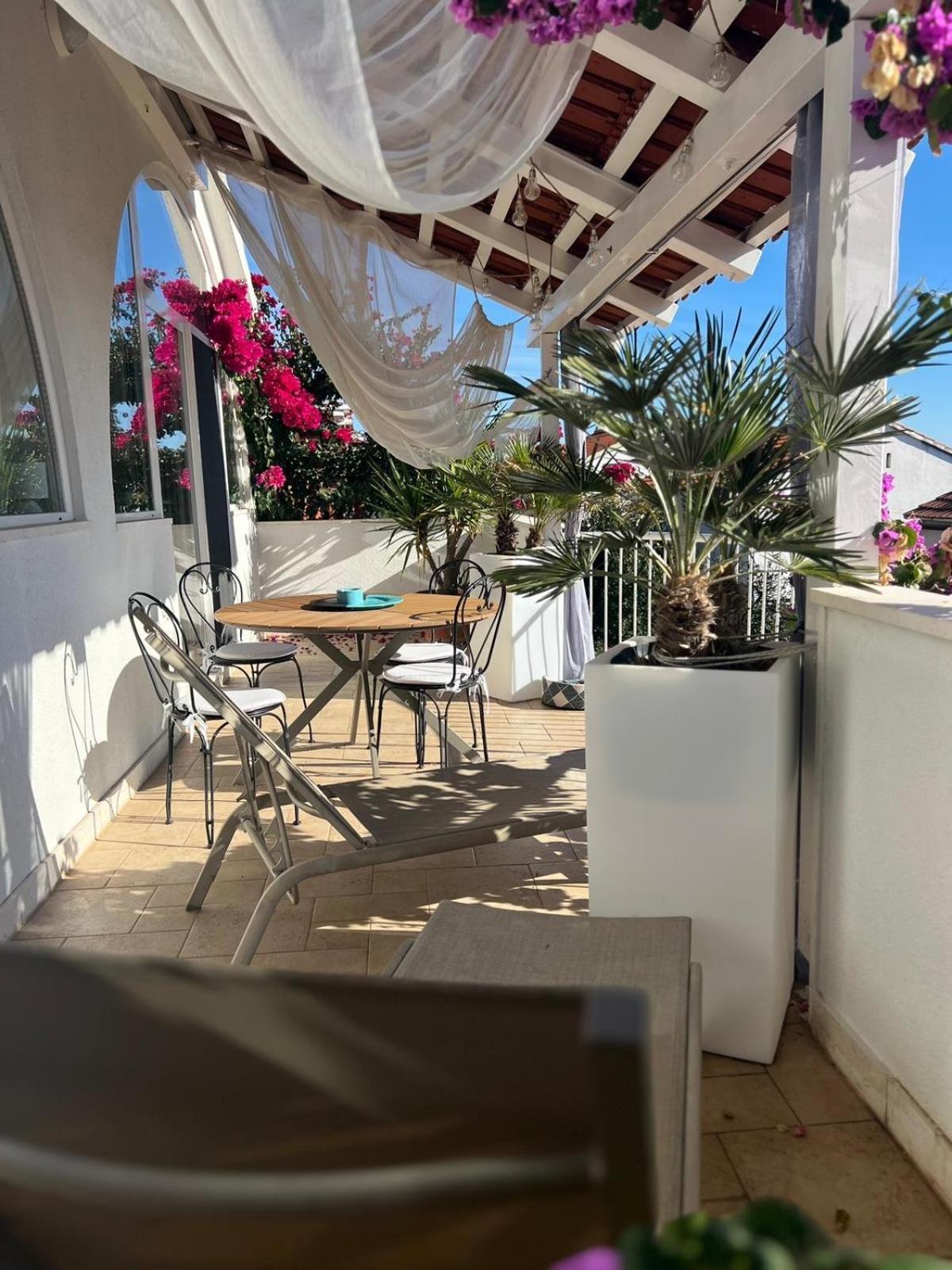 Trogir Ciovo Big Seaview Apartment Near The Sea Екстериор снимка